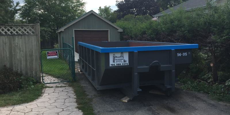 Roll-Off Dumpsters in The Blue Mountains, Ontario